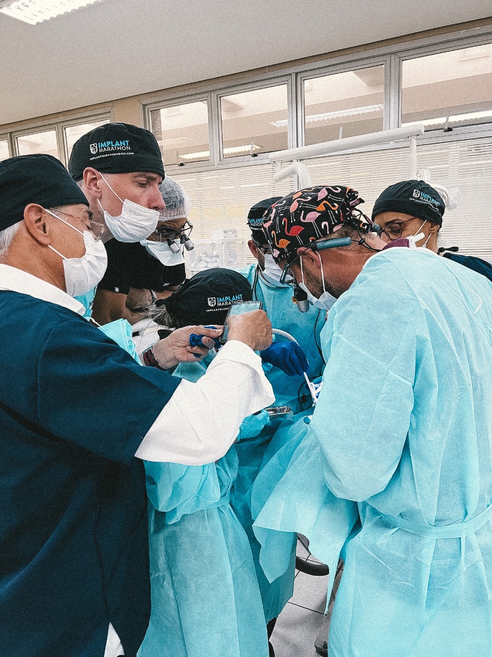 Praktikum in Brasilien, Dr. Salfinger, Implantologe